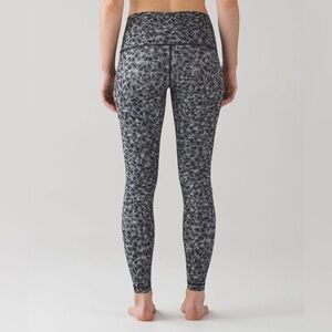 LULULEMON WUNDER Under High Rise Leggings (US 4)